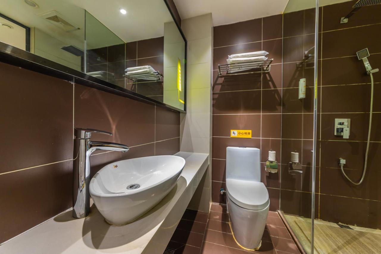 Iu Hotel Chongqing Jiefangbei Ngoại thất bức ảnh